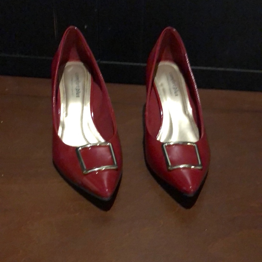 Red shoes